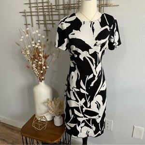 [Vince Camuto] Black and White Floral Short Sleeve Dress